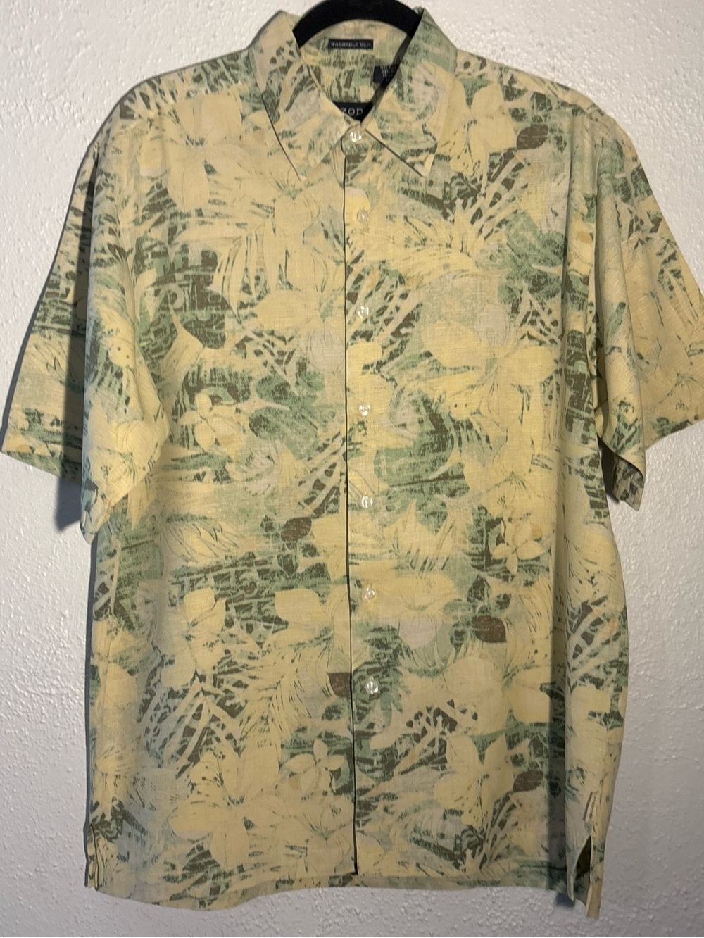 Izod Golf Hawaiian Green & Yellow Floral Button Down Silk Men's Size M